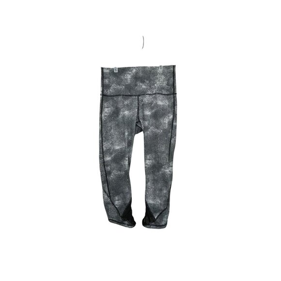 lululemon athletica Pants - Lululemon Black White Chevron Print Crop Leggings Size 8